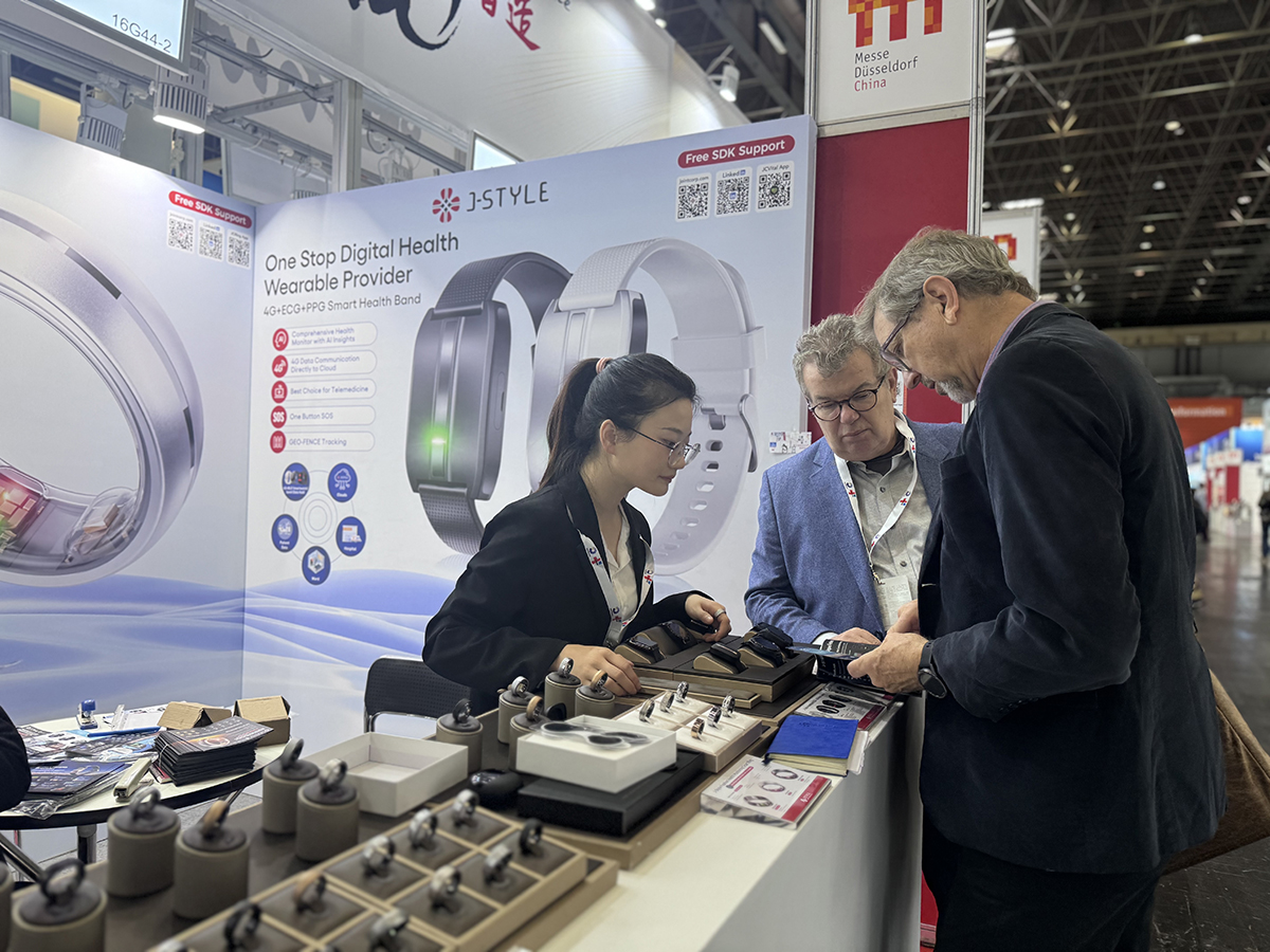 J-Style (Youhong Medical) Shines at Medica Düsseldorf